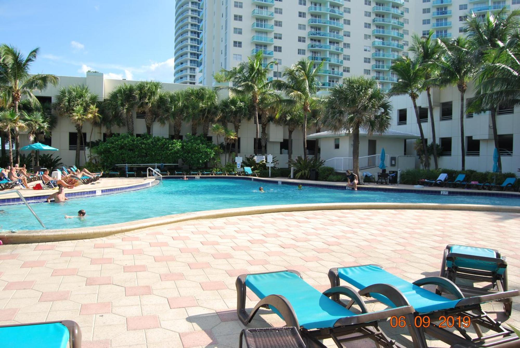 The Tides Apartment Hollywood Bagian luar foto